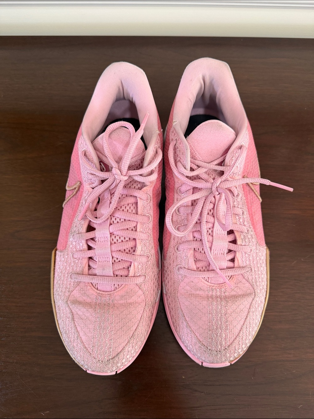 Nike Pink Women's Athletic Sneakers - Lace-Up basketball Shoes